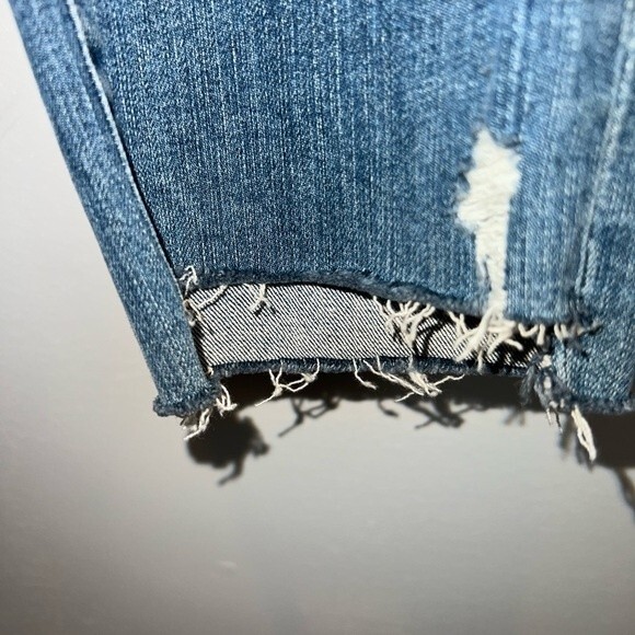 PAIGE | Skyline Ankle Peg Distressed Fray Ankle Step 28 - Picture 11 of 13